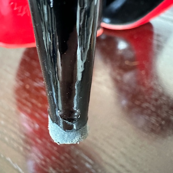 Christian Louboutin Black Patent Calf Leather Pumps. - Picture 10 of 10